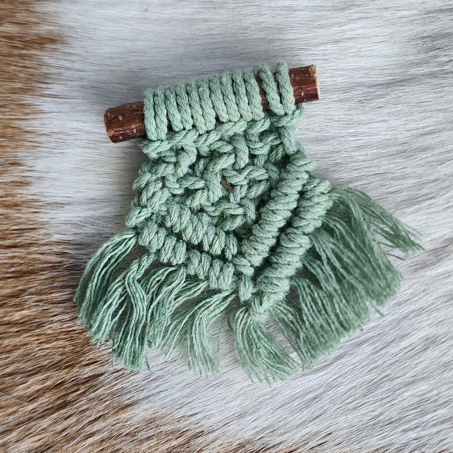 NDD Macramé Magnet