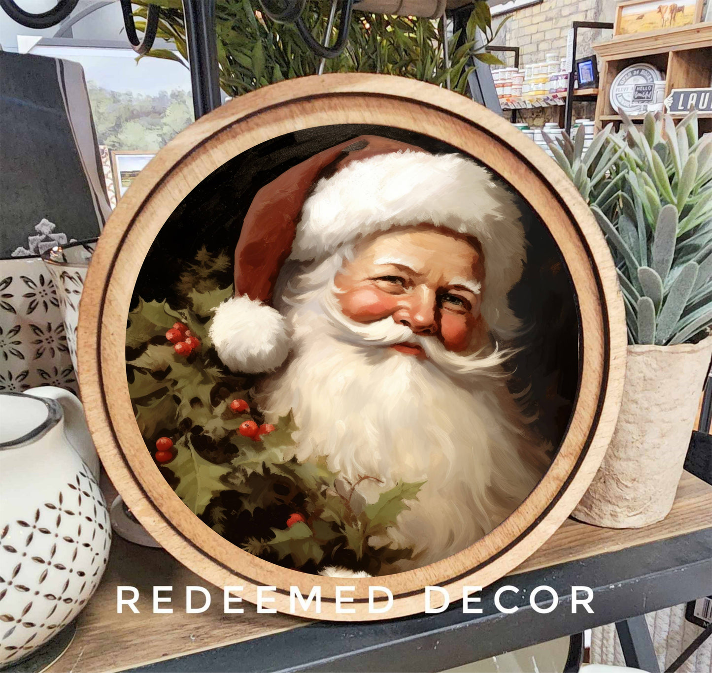 8" Round Retro Santa Art