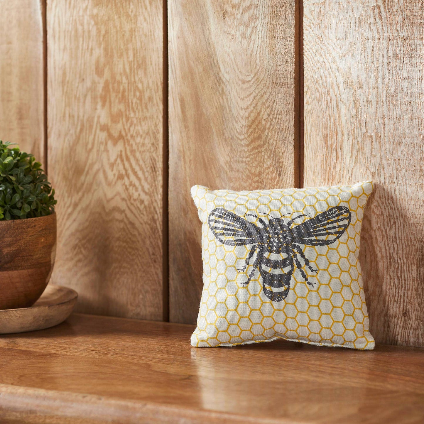 Buzzy Bees Bee Pillow 6x6