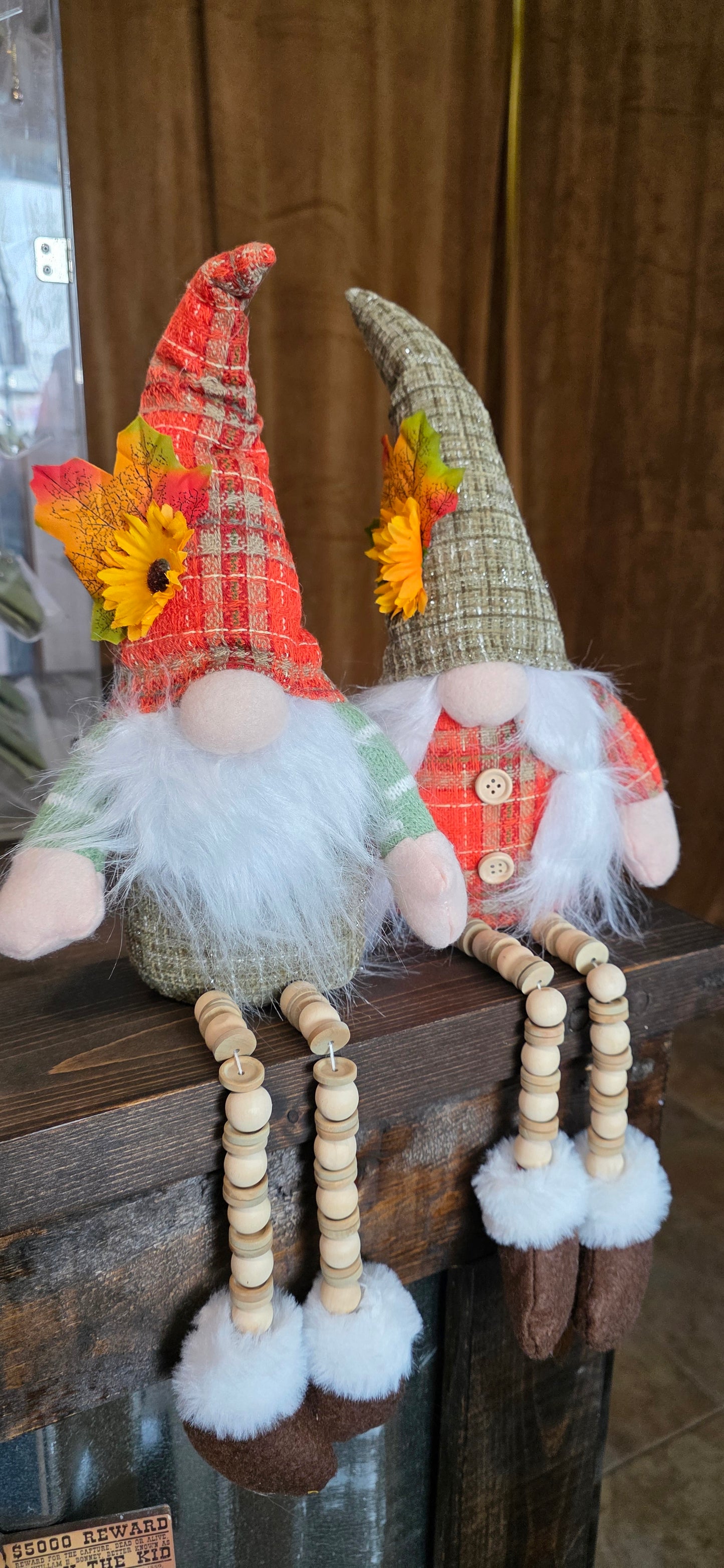 Shelf Gnomes