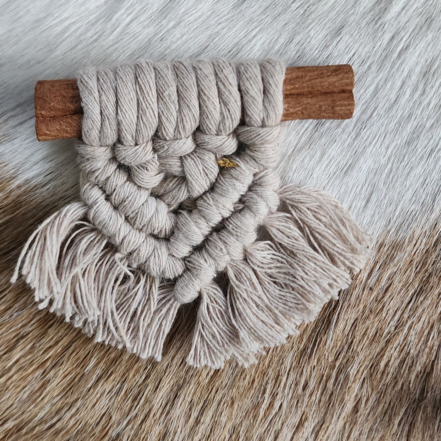 NDD Macramé Magnet