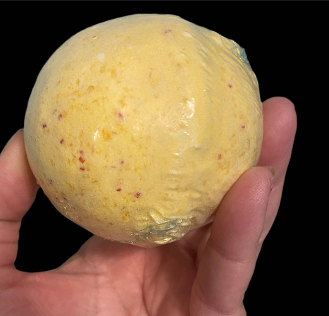 Bath Bomb - Large Bath Bomb 5.5oz