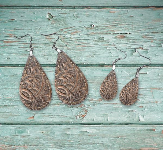 EMBOSSED LEATHER EARRING